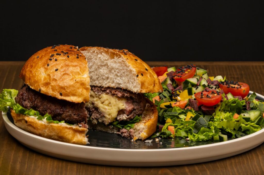 Hamburguesa rellena en CDMX