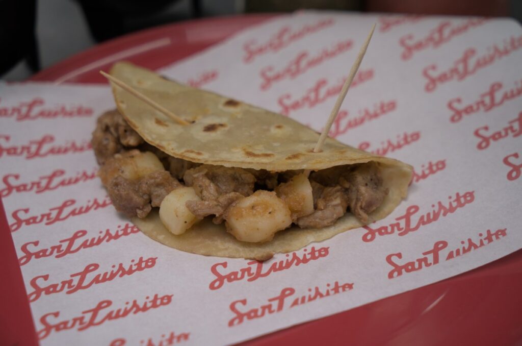 Descubre los tacos mañaneros que están causando furor en la Roma