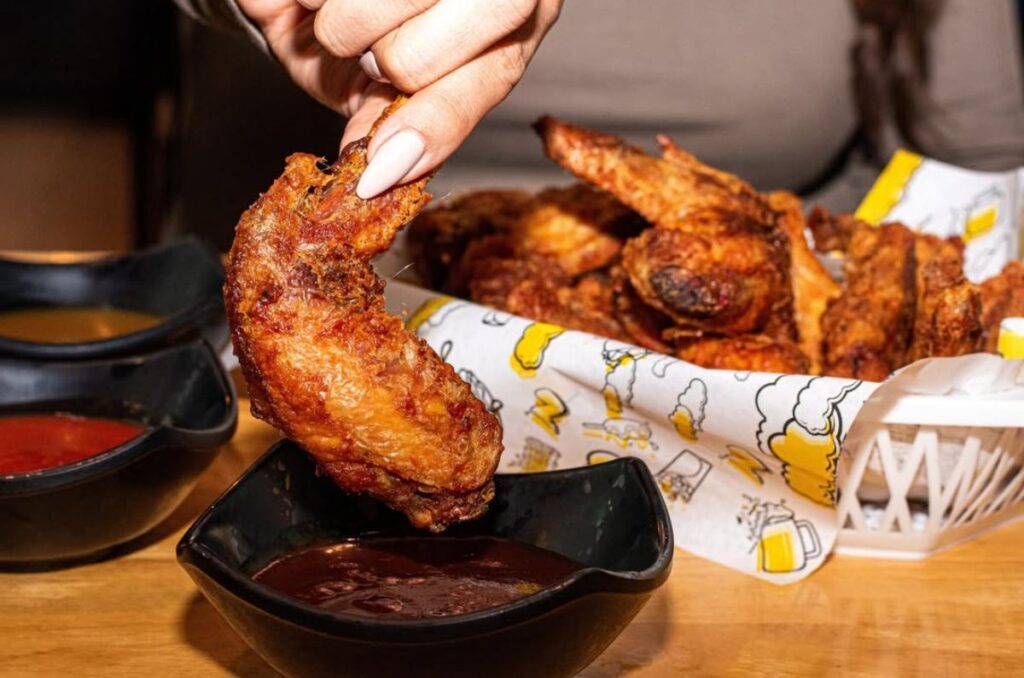 Así será el Día de las Alitas 2025 en Beertlan