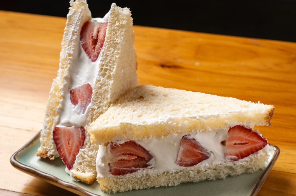 Lo que tienes que probar sí o sí en Katsu Sando