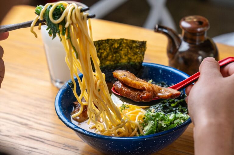 Katsu Sando: menú japonés y ambiente acogedor en la Roma Norte