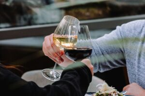 Te decimos qué vino abrir según tu plan de verano en CDMX