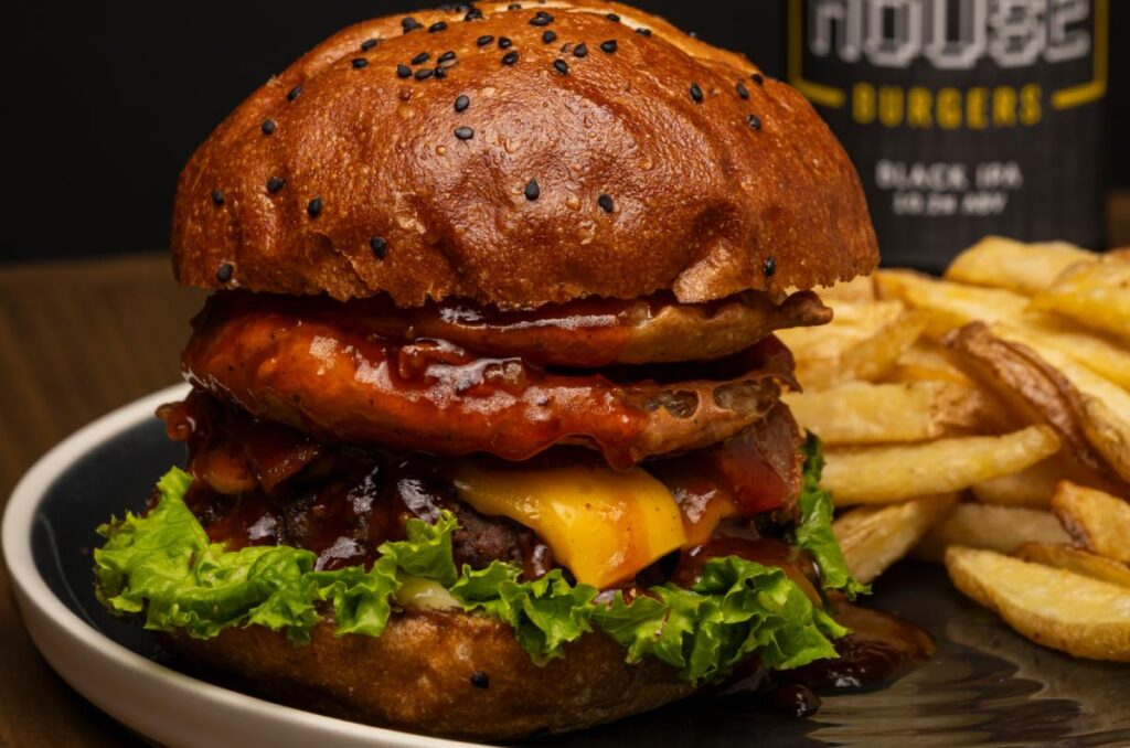 Super Bowl 2026 con hamburguesas en la Nápoles: Open House Borges 