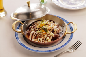 Platillo de mole en el Festival Gastronómico de Michoacán