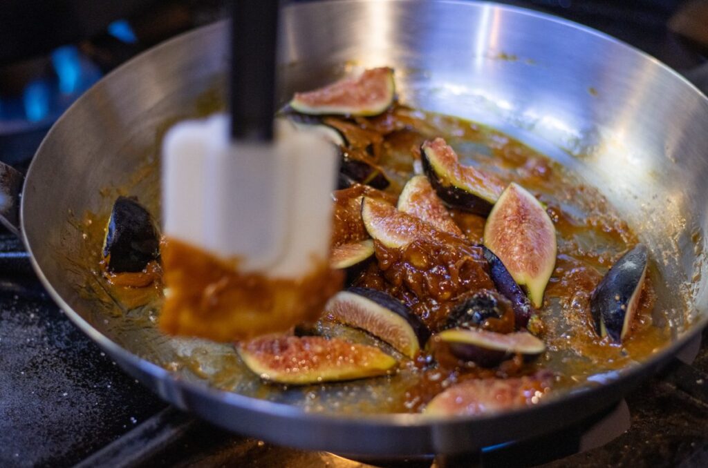 Higo caramelizado en Croque Voyage